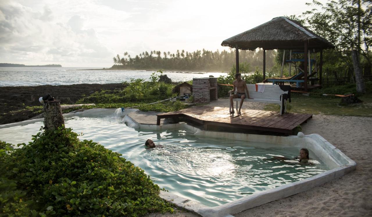 Simeulue Surflodges Lasikin Eksteriør bilde