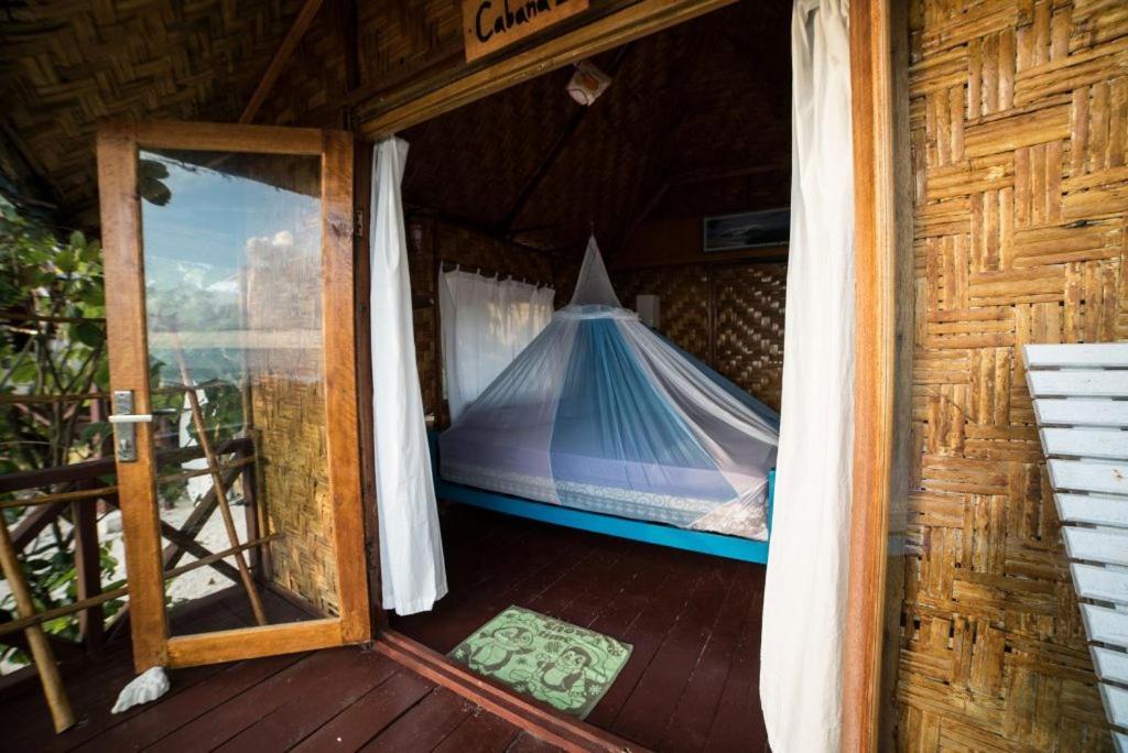 Simeulue Surflodges Lasikin Eksteriør bilde